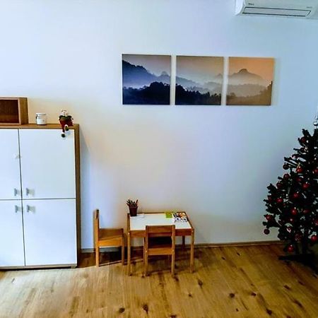 Zoe Apartment มาริบอร์ ภายนอก รูปภาพ