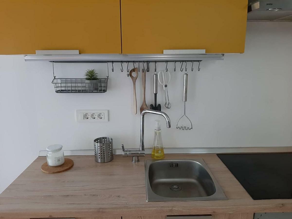 Zoe Apartment มาริบอร์ ภายนอก รูปภาพ